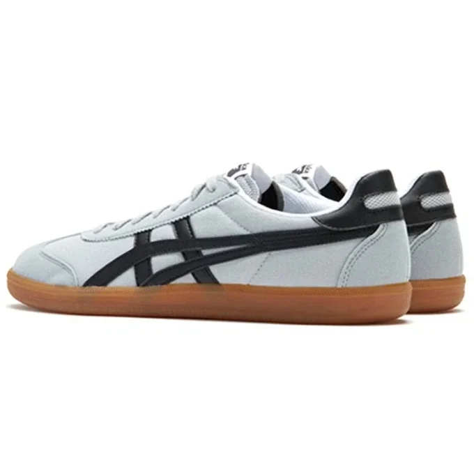 Tokuten “Beige White Black”